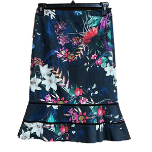 Carlisle New York Floral Textured Fabric Skirt Size 2 - EUC